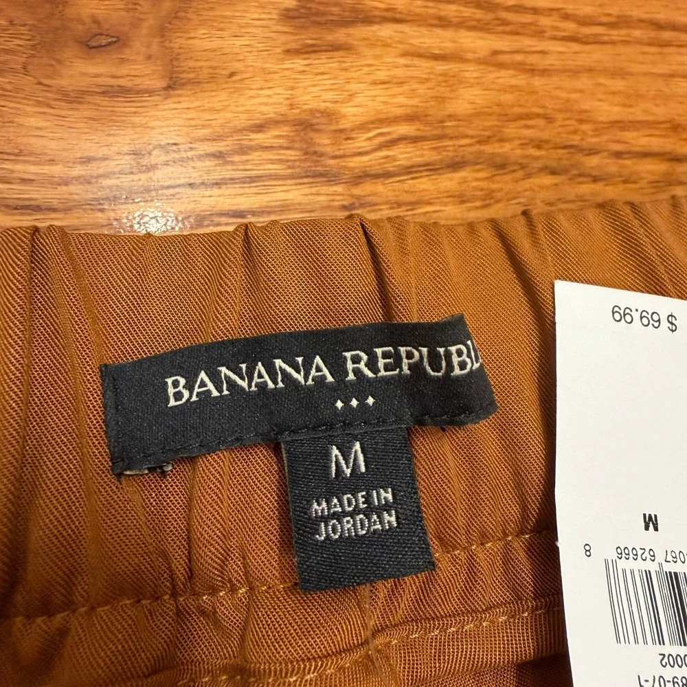 Banana Republic these cargo